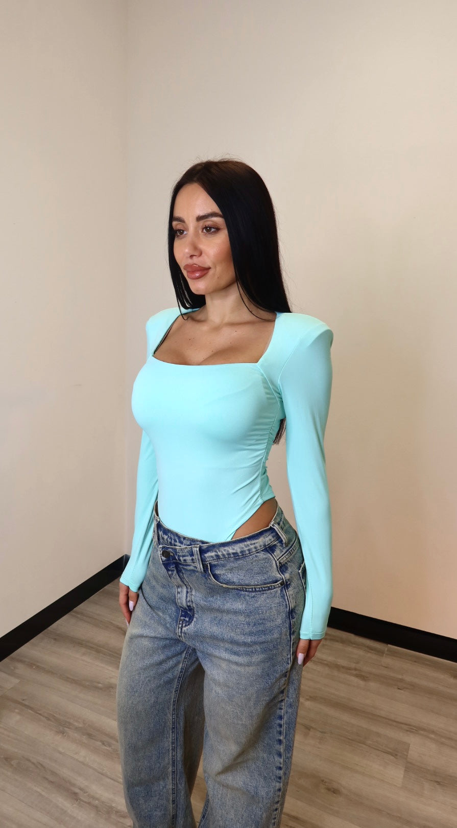 Body NAOMI