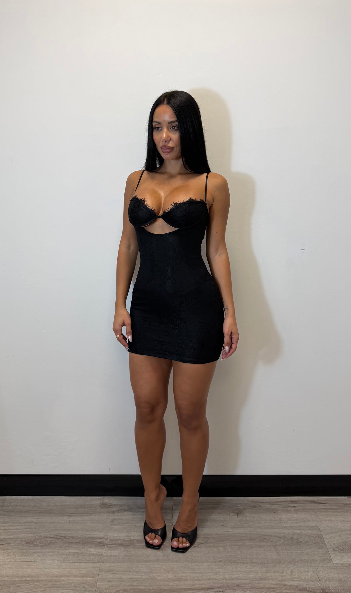 MINI DRESS IN PIZZO NAOMIE