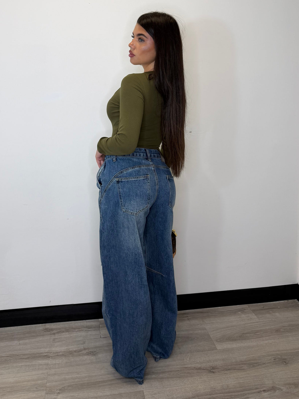 JEANS RIPPED