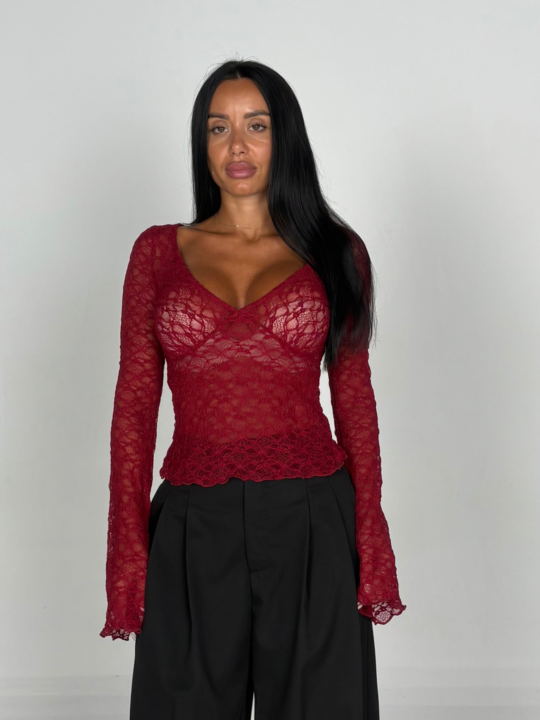 Maglia in pizzo bordeaux