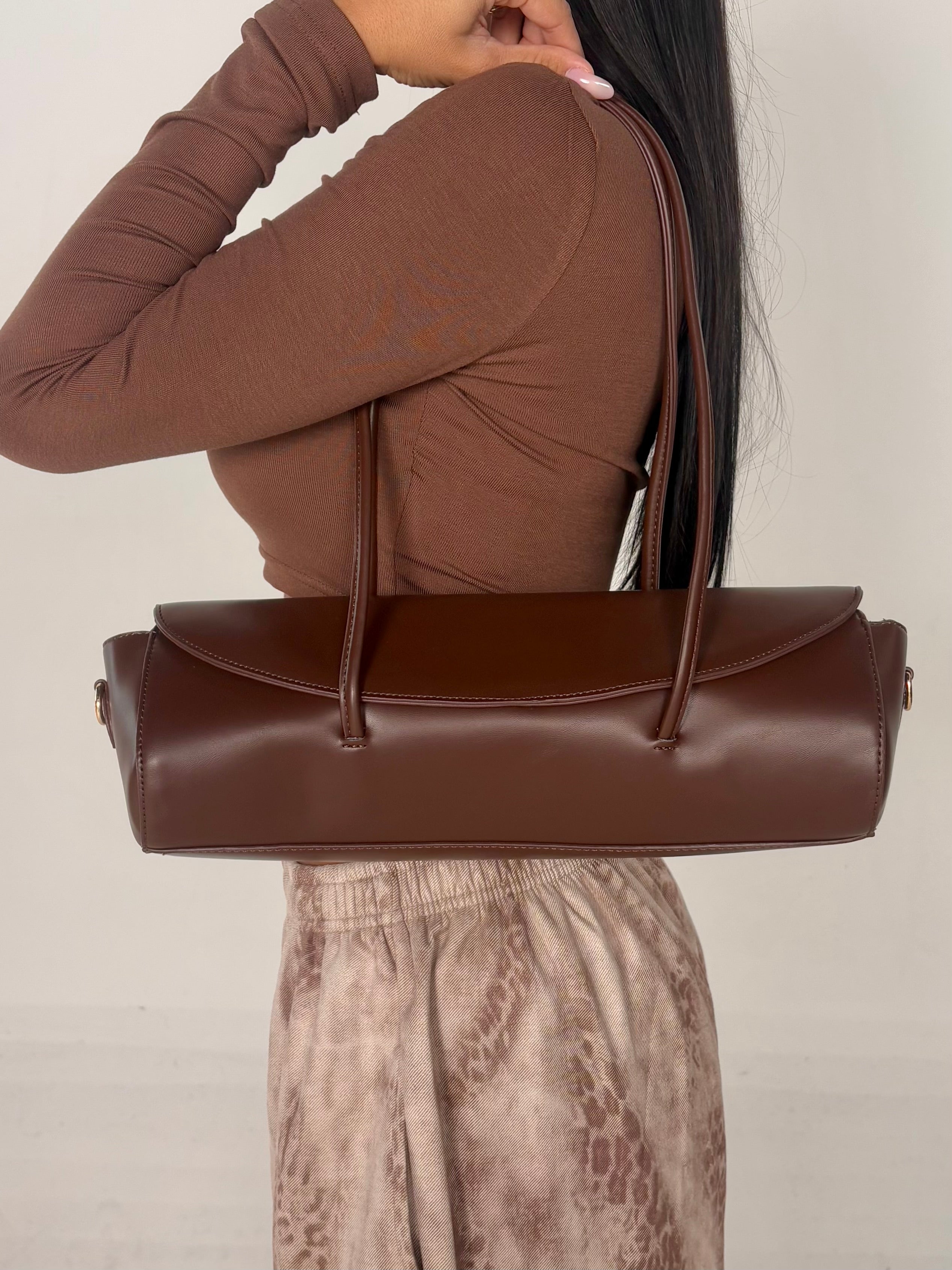 Borsa ALAIA marrone