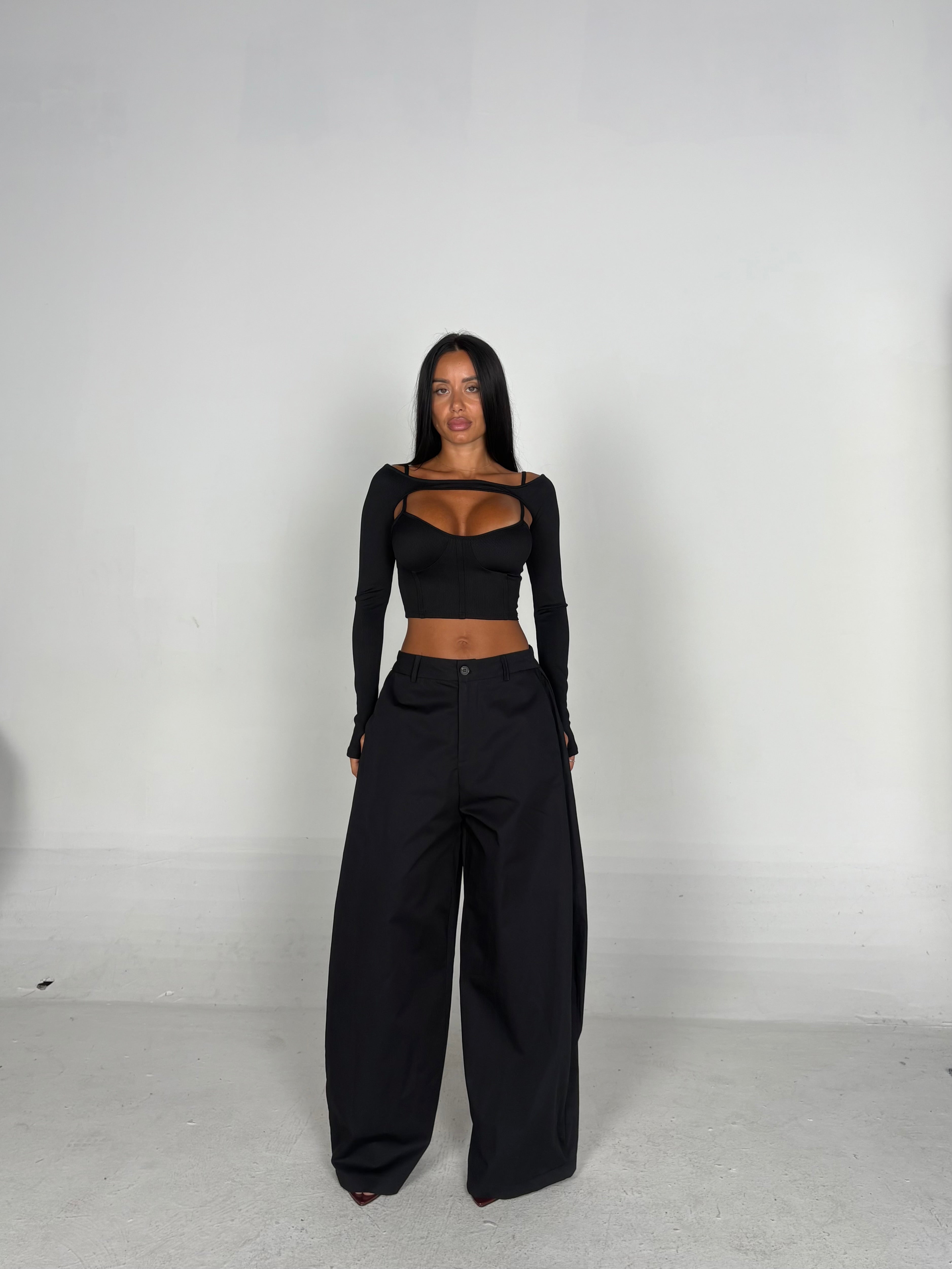 Pantalone a zampa larga nero