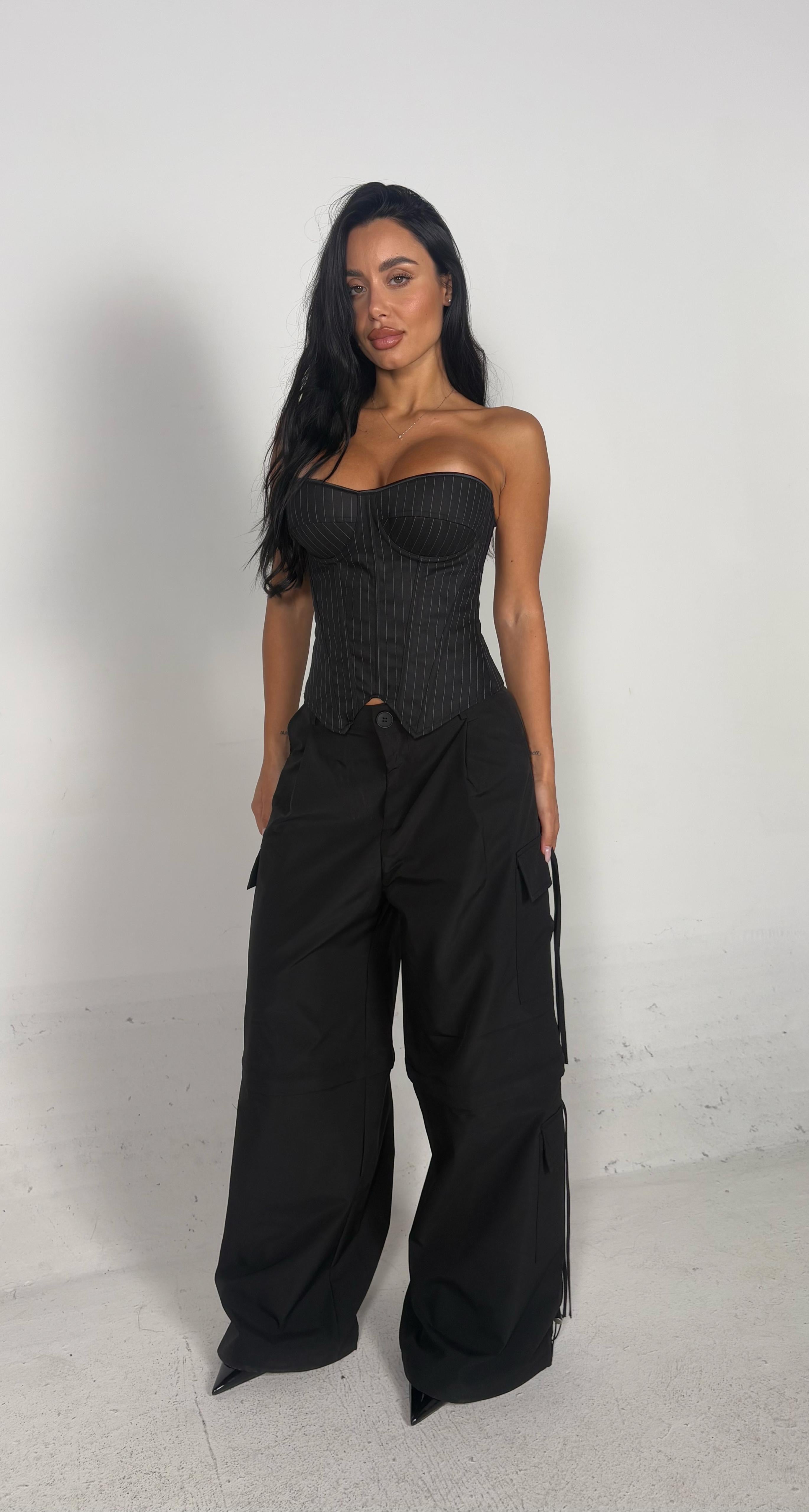 Pantalone con tasconi nero