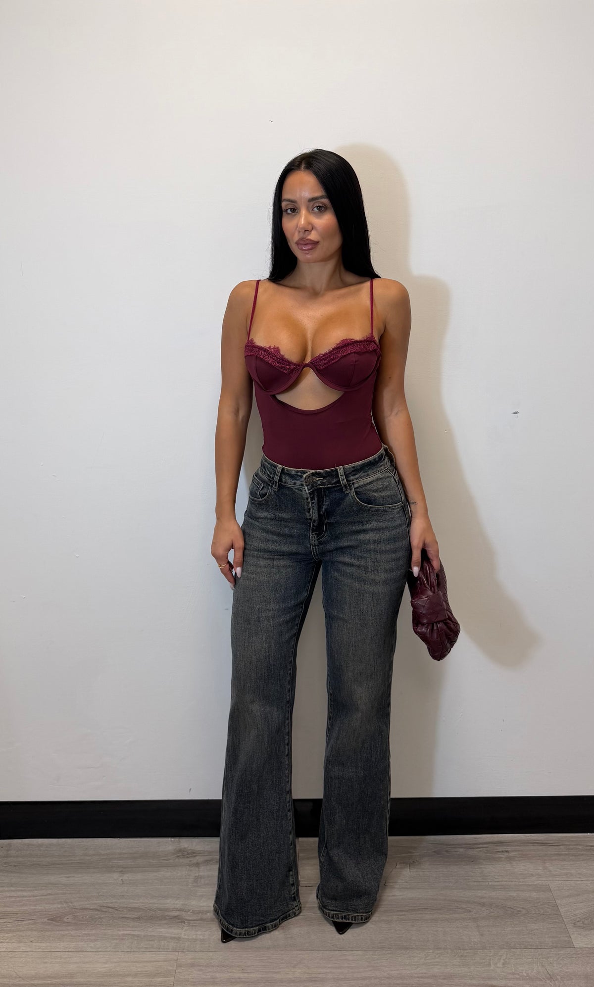 BODY NAOMIE