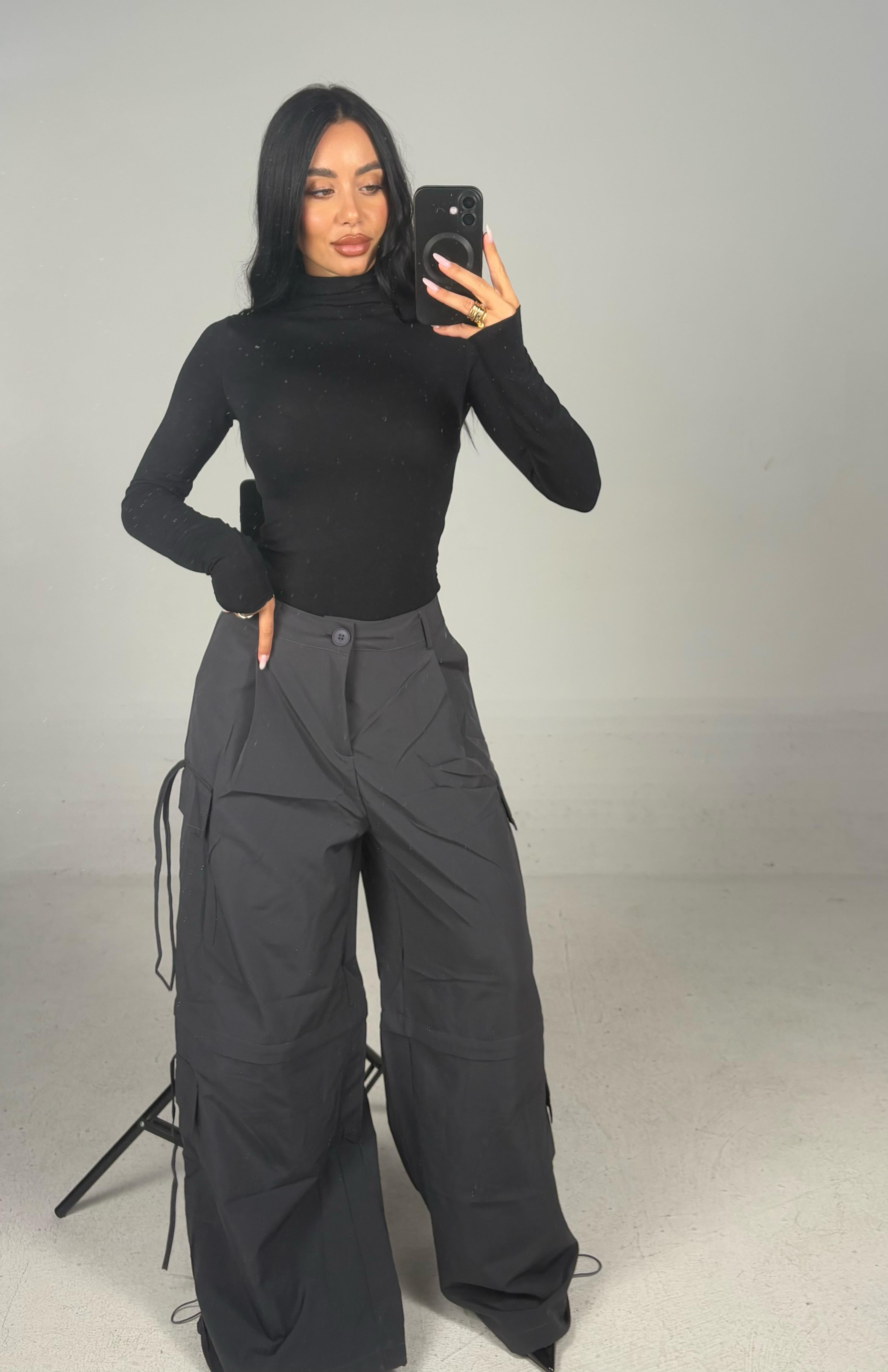 Pantalone con tasconi grigio