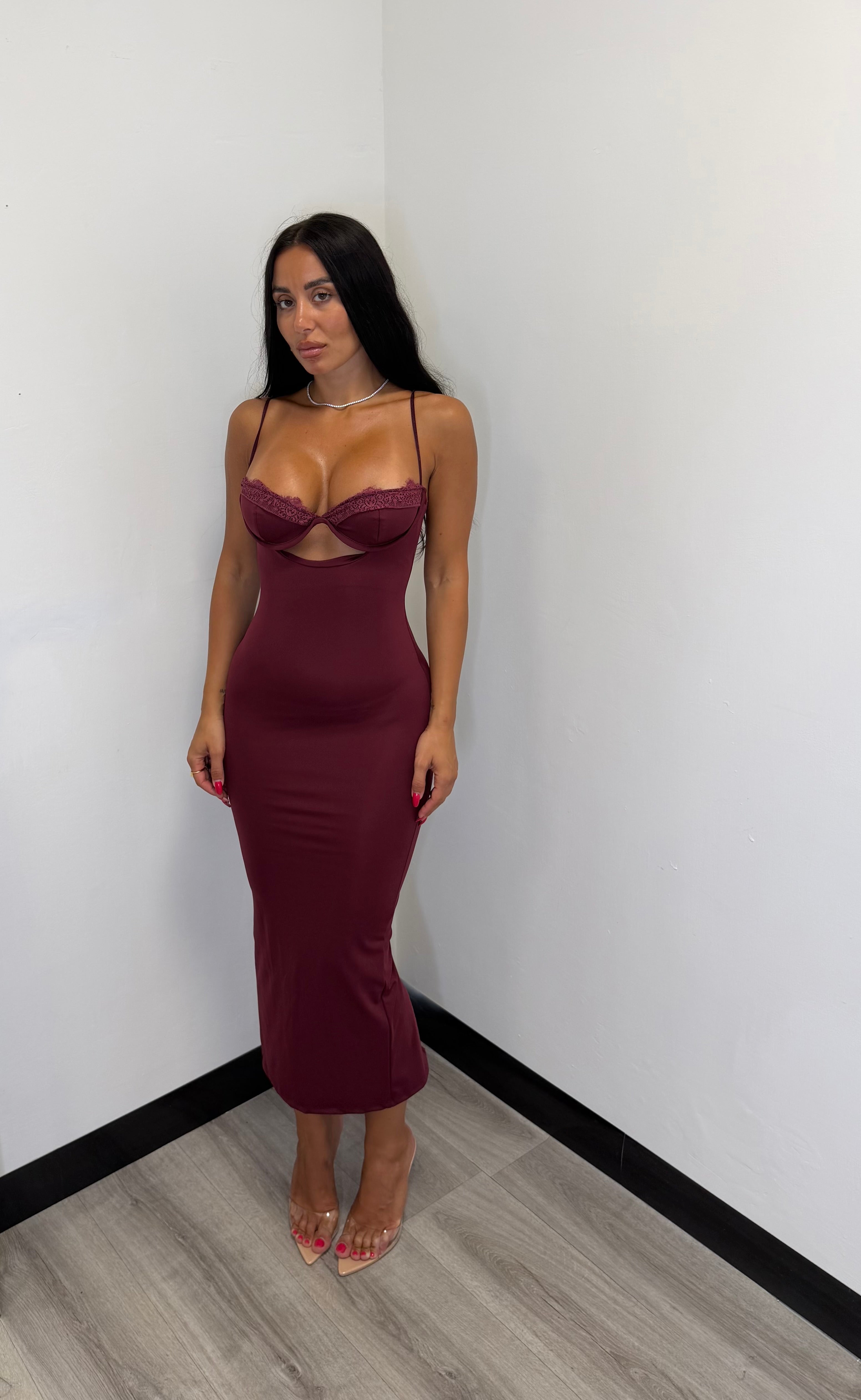ABITO NAOMIE