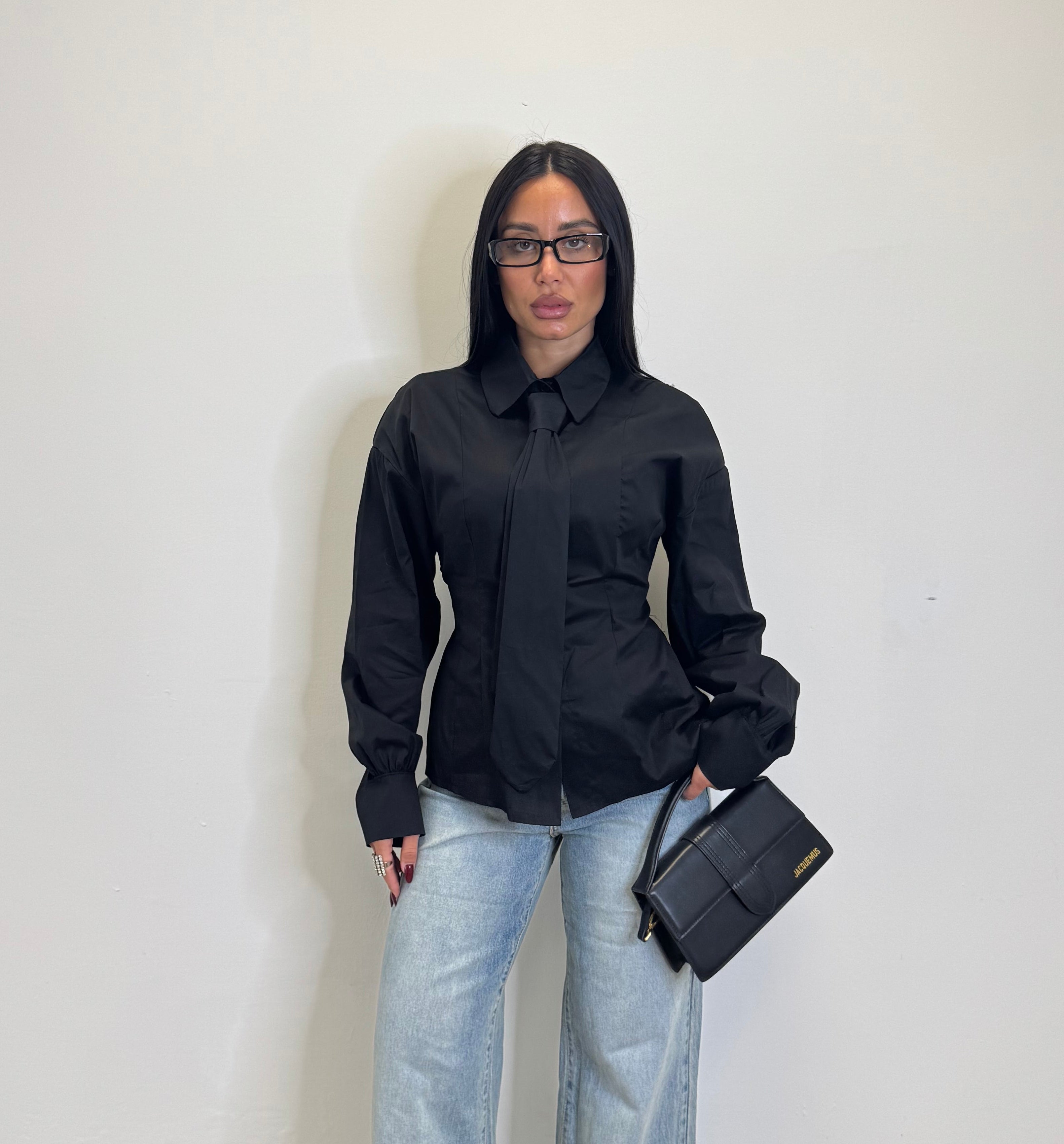 Camicia con cravatta