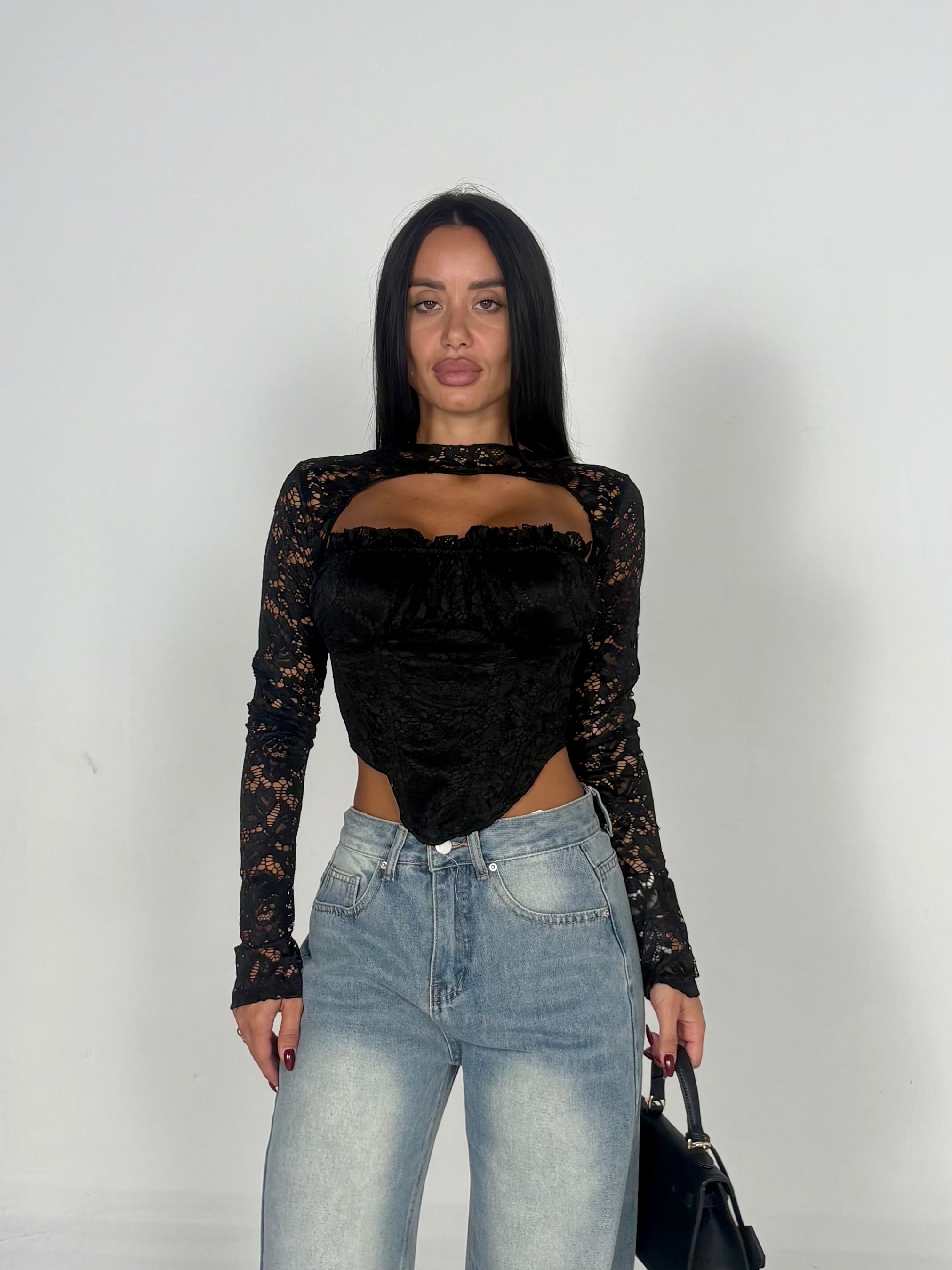 Maglia in pizzo nero
