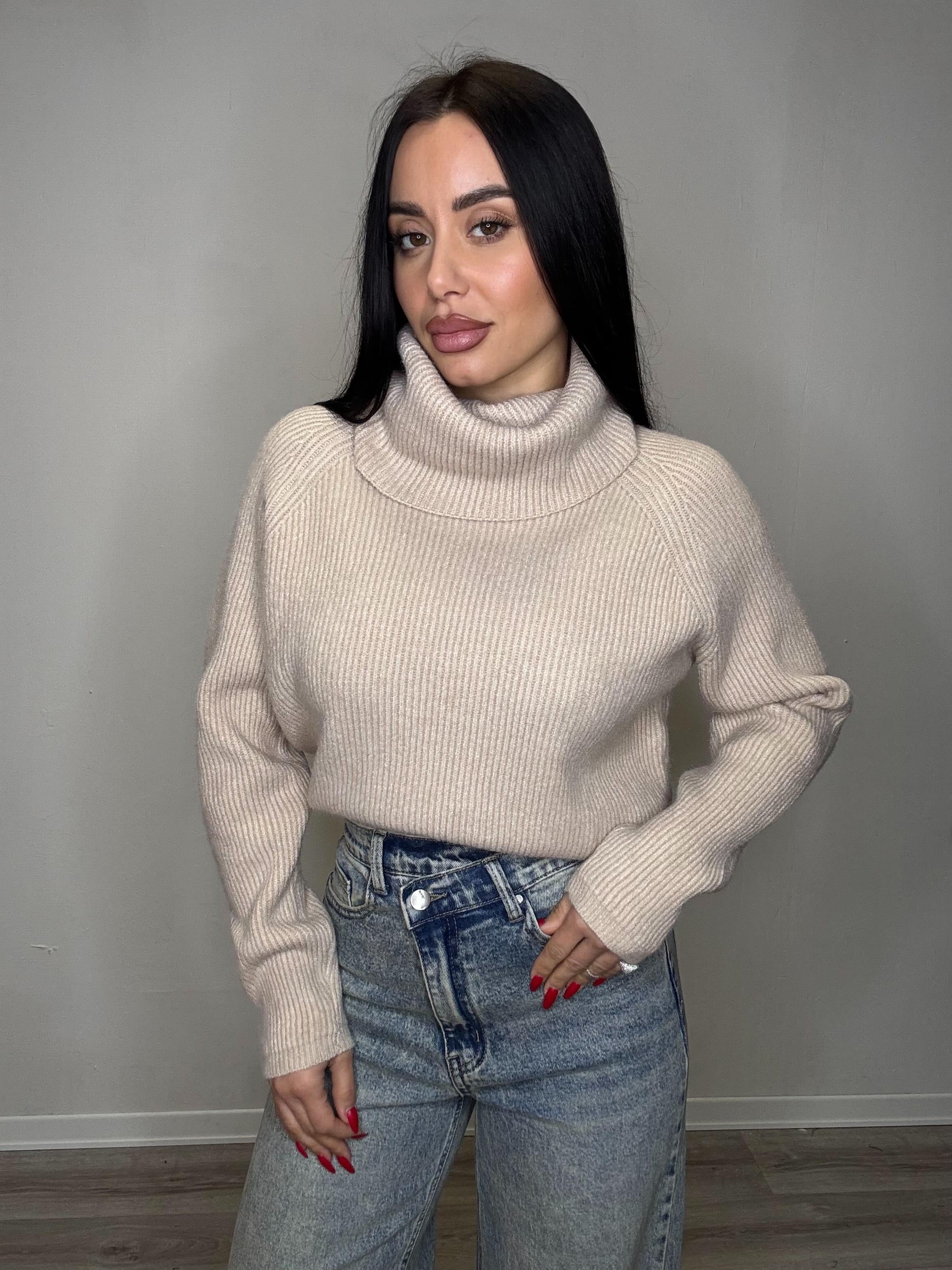 Pullover oversize collo alto