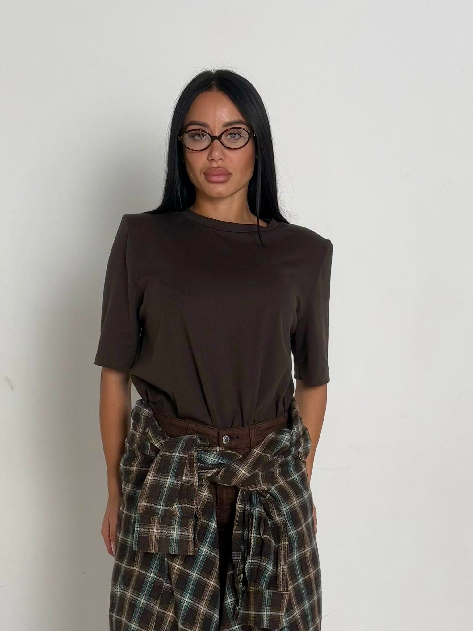 Maglia mezza manica con spalline marrone