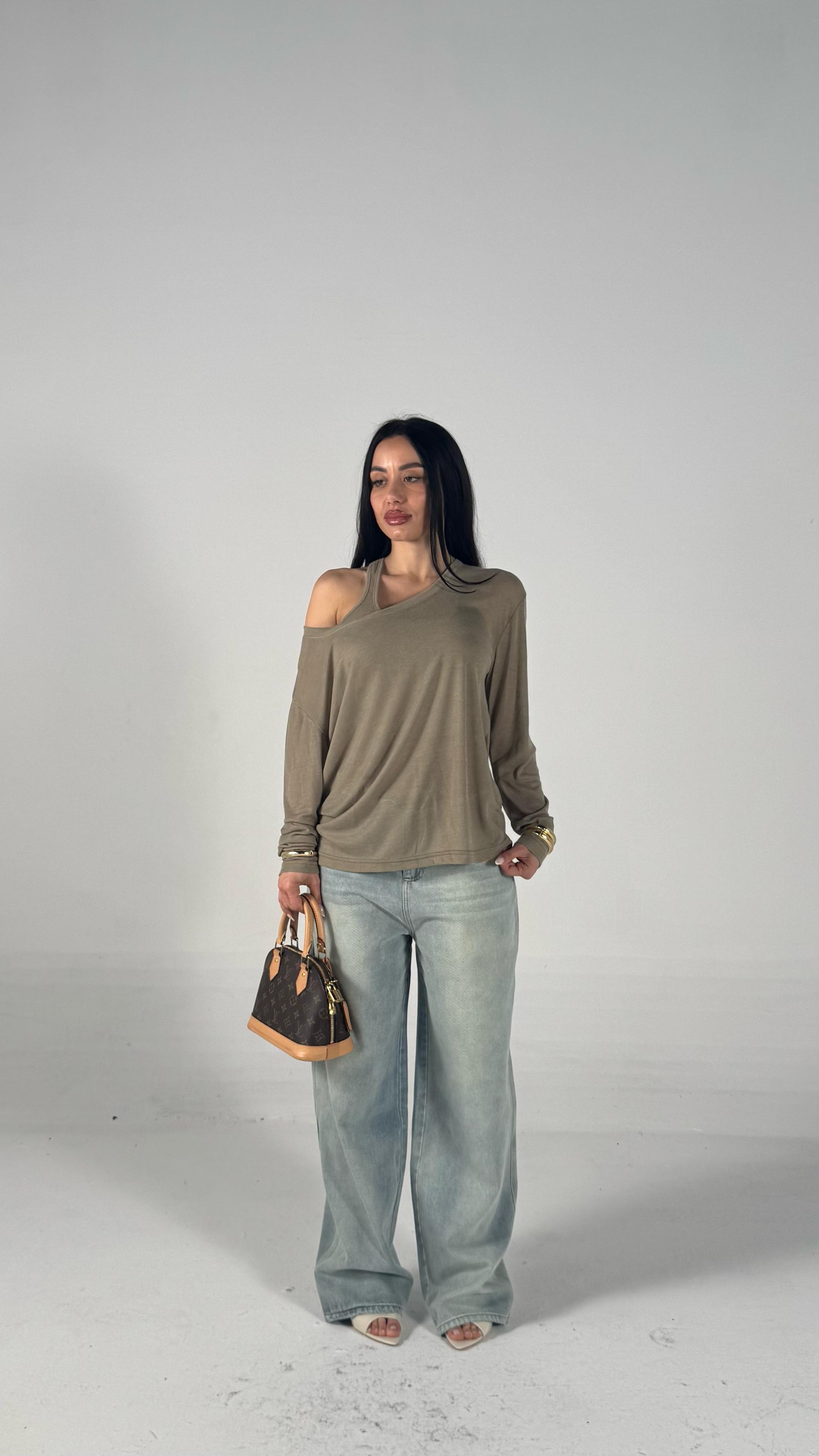 Maglia con canotta verde scuro