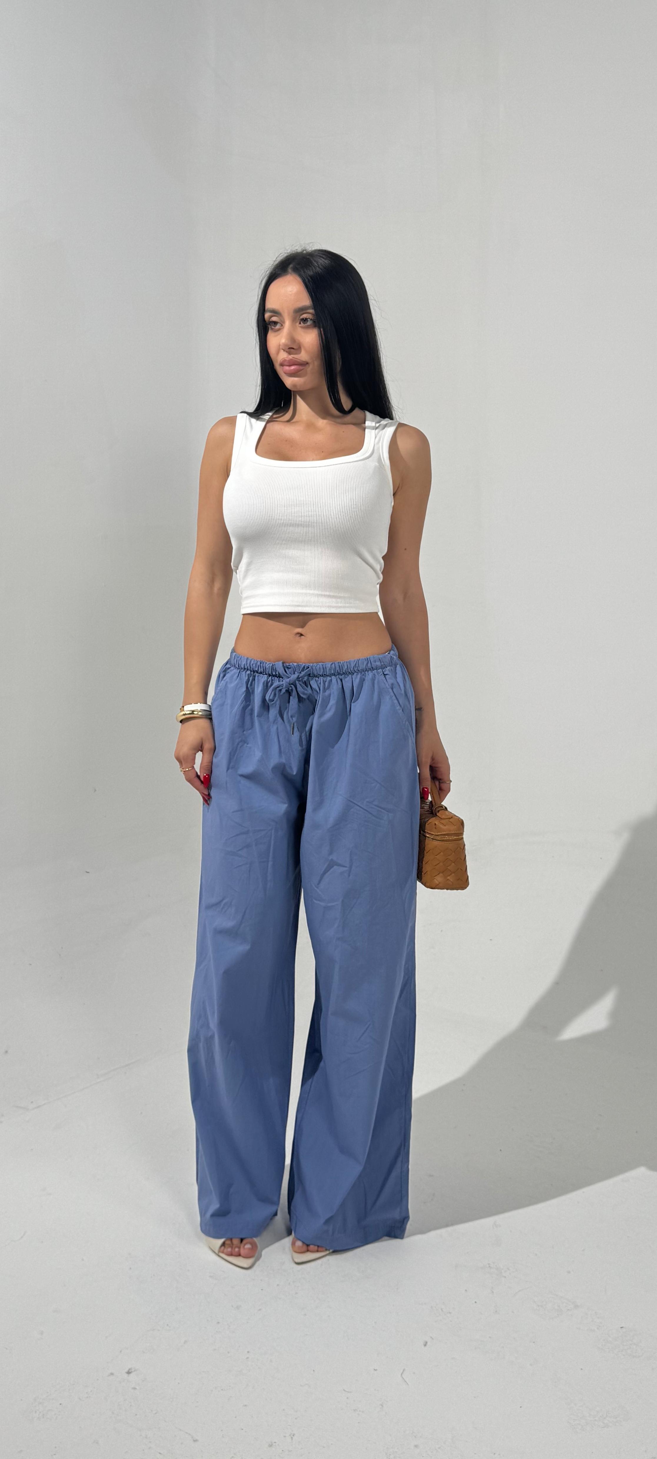 Pantalone con elastico azzurro