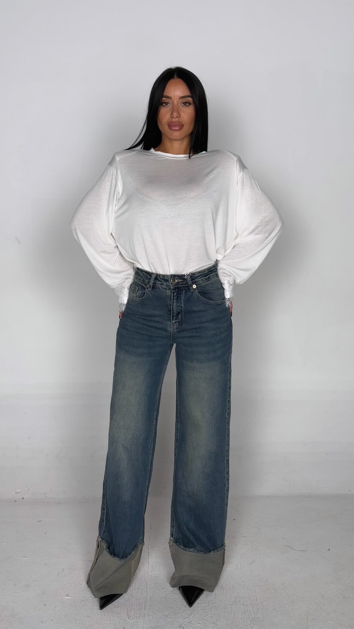 Jeans con piegone￼